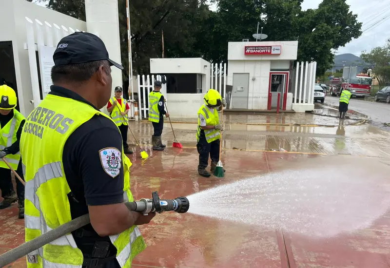 brigada_limpieza_hospital_niñez_oaxaqueña