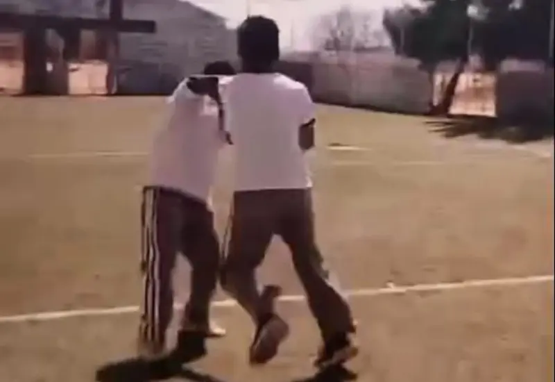 menores_pelean_escuela_coyotepec_oaxaca