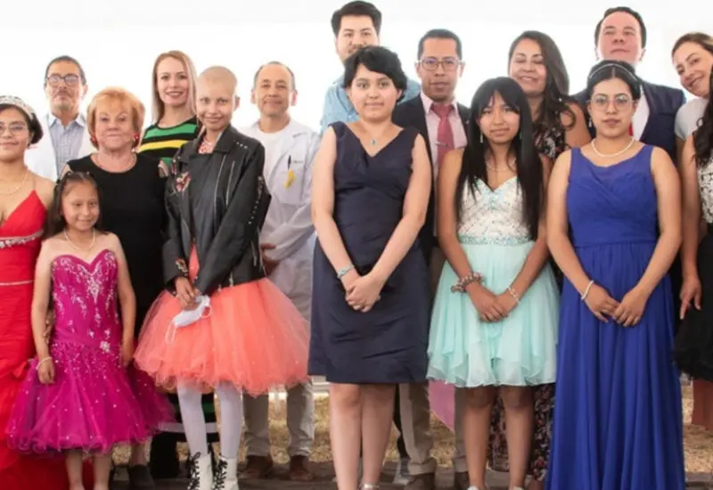 celebran_fiesta_quinceaños_pacientes_cancer