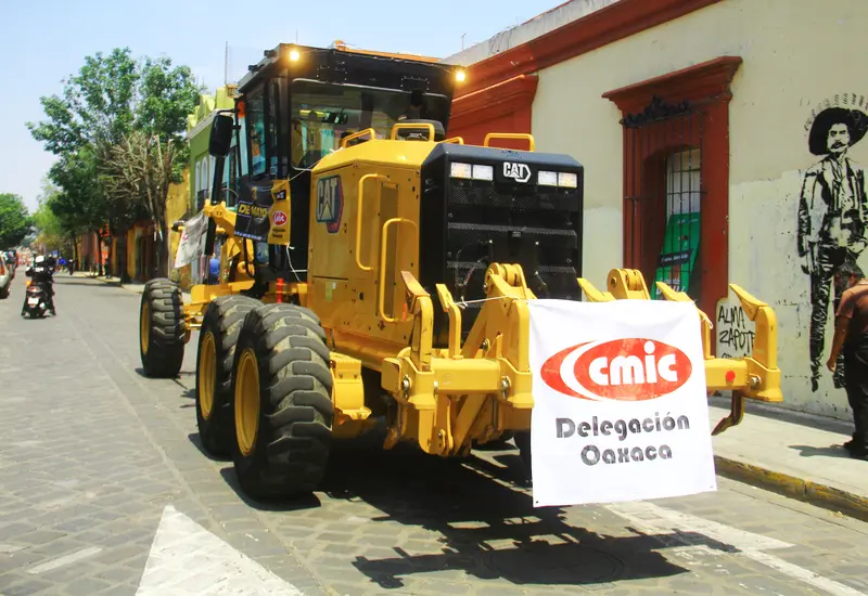 tractor