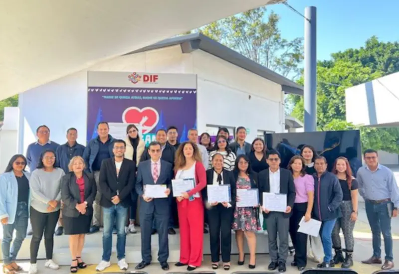 dif_capacitación_personal_niños