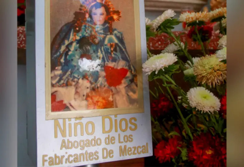 mezcal_dios_tradición_oaxaca