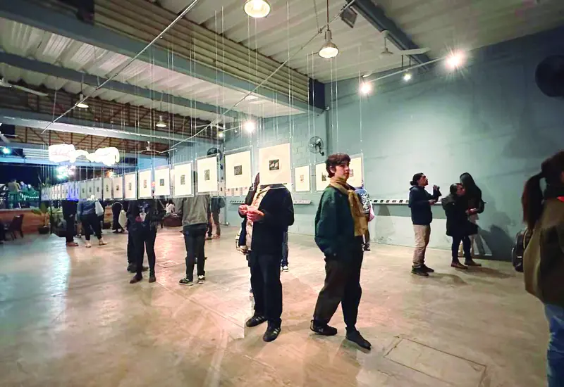 La serie "Animales" se exhibe en el Taller Popular ubicado en Porfirio Díaz 413, Centro Histórico de Oaxaca.