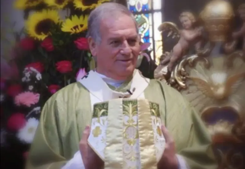 Durante la misa dominical, oficiada en la Catedral de  Nuestra Señora de La Asunción, el Arzobispo de Oaxaca exhortó a los creyentes a no inventar, ni mentir.