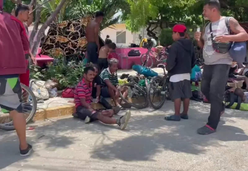 Piden que la autoridad mexicana les garantice que efectivamente serán llevados a una estación migratoria y que no serán deportados.