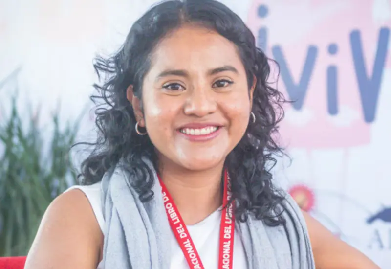 poeta_oaxaqueña_nadia_lopez_garcia