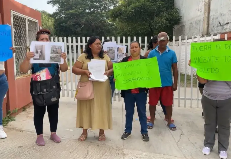 Los tutores cerraron el plantel y nadie pudo ingresar.