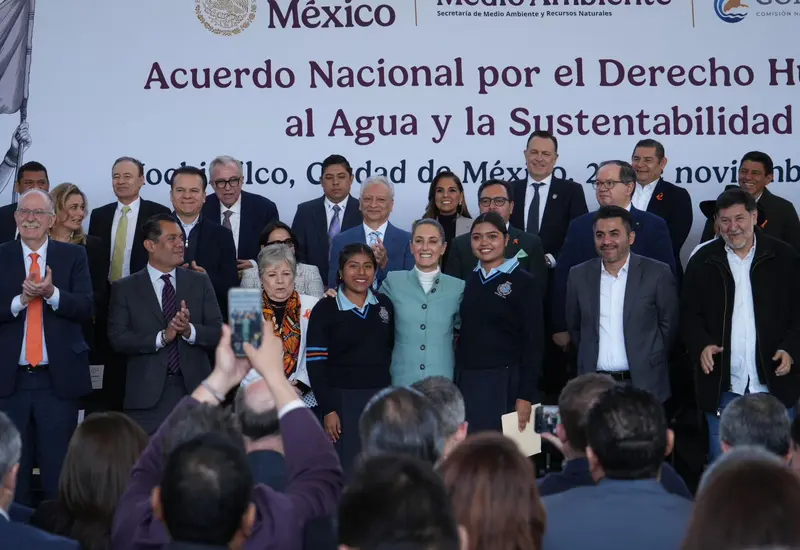 “Nos une el reconocimiento del agua como un bien nacional, no como una mercancía, sino como un derecho”, aseguró la Presidenta de México.
