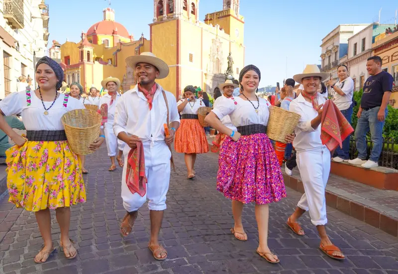 musica_danza_afrooaxaqueñas_festival_cervantino