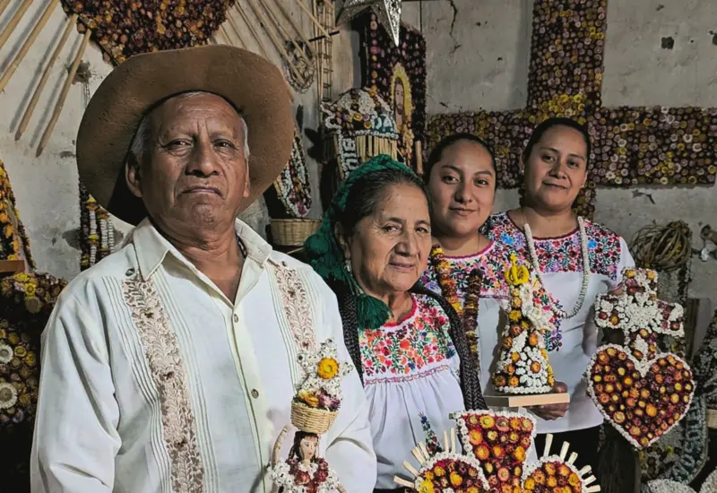 Familia Raymundo Sánchez, artistas de Flor Inmortal Biushita