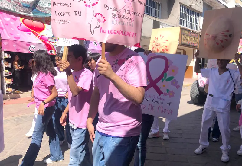 El recorrido se hizo por las principales calles de Huajuapan.