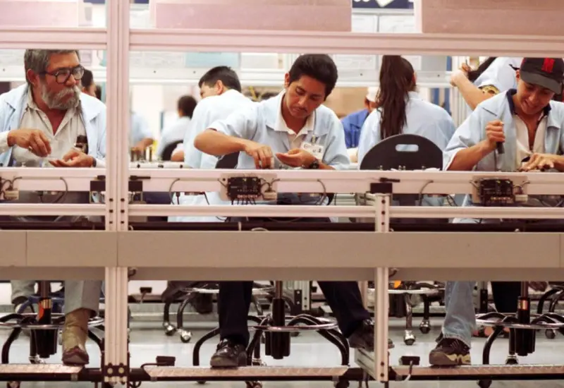 en_congeladora_iniciativa_reduccion_horas_laborales