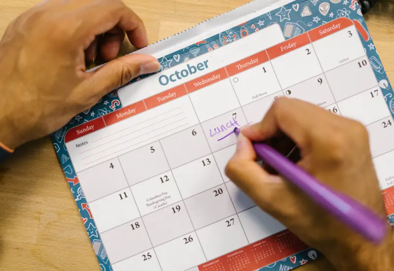Alumnos de nivel básico podrían tener hasta cinco días libres