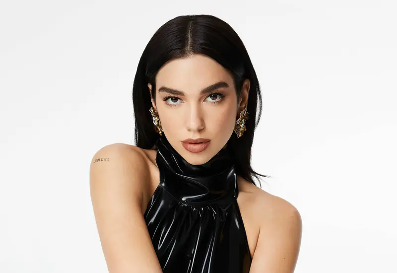 dua-lipa-akbee75ukpi7cr1k
