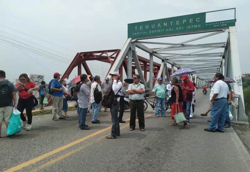 agua_bloqueo_tehuantepec