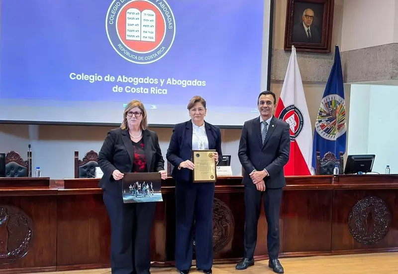 derechso_humanos_ganadora_premio
