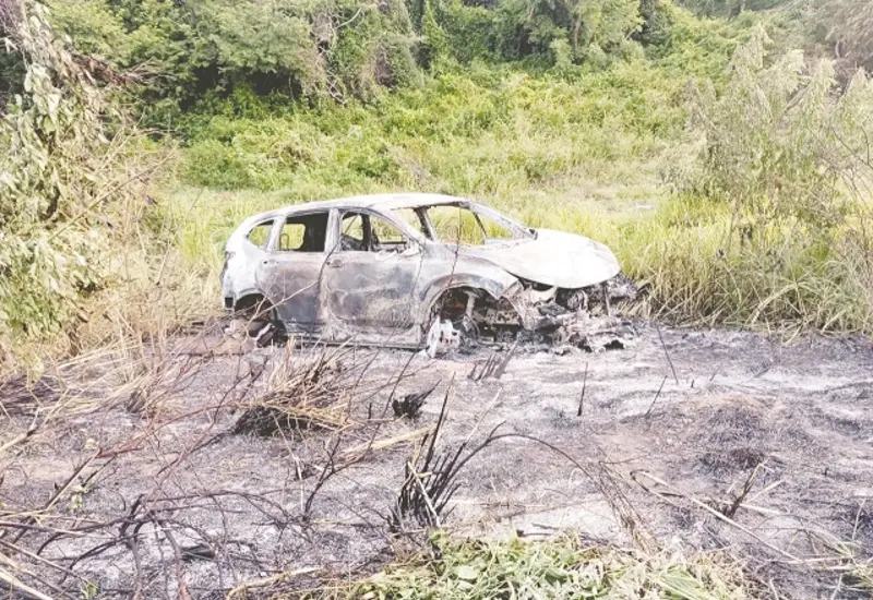 incendio_persona_auto