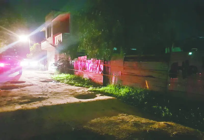 asesinado_casa_puerta