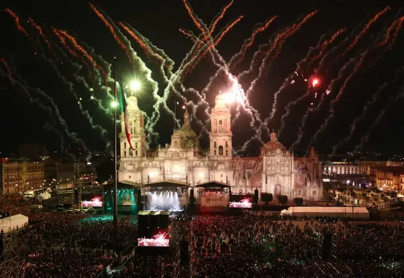 Pirotecnia y fogatas encendidas durante los festejos de fin de año, representando una seria amenaza para la calidad del aire en la Ciudad de México.