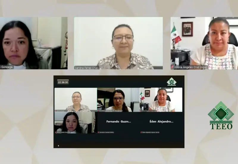 Ciudadanos de Santiago Astata reunidos en asamblea comunitaria votan para cambiar sus reglas electivas, un proceso que contó con 794 participantes.