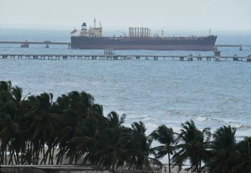 El buque petrolero Evana se encuentra atracado en el puerto de El Palito, en Puerto Cabello, Venezuela, en el contexto del apoyo de Rusia.
