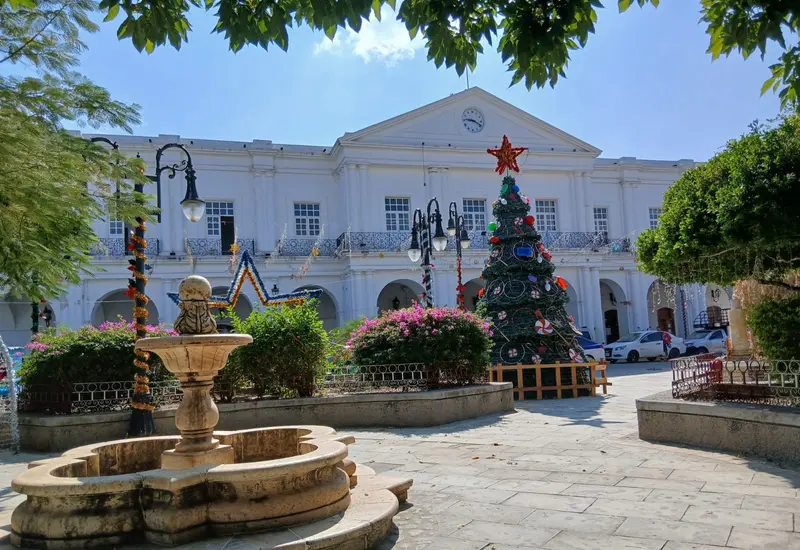 Miembros del Cabildo de Tehuantepec durante la sesión en la que no se logró la ratificación de la nueva tesorera municipal.