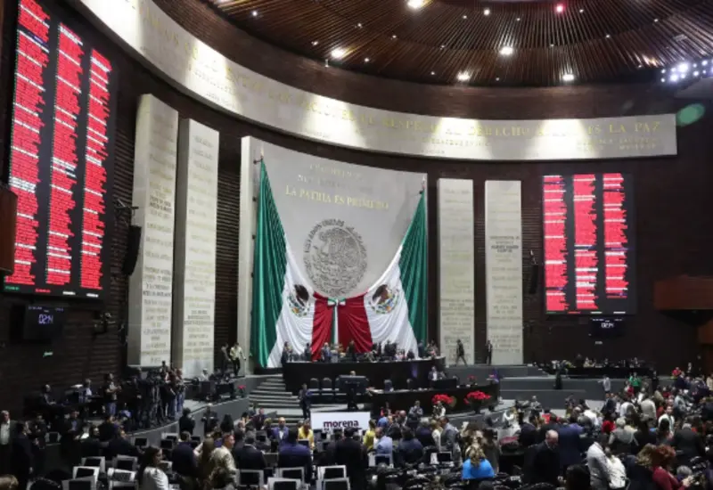 Pleno de la Cámara de Diputados durante la sesión para aprobar la Ley de Aguas Nacionales, que redefine las reglas de su uso.