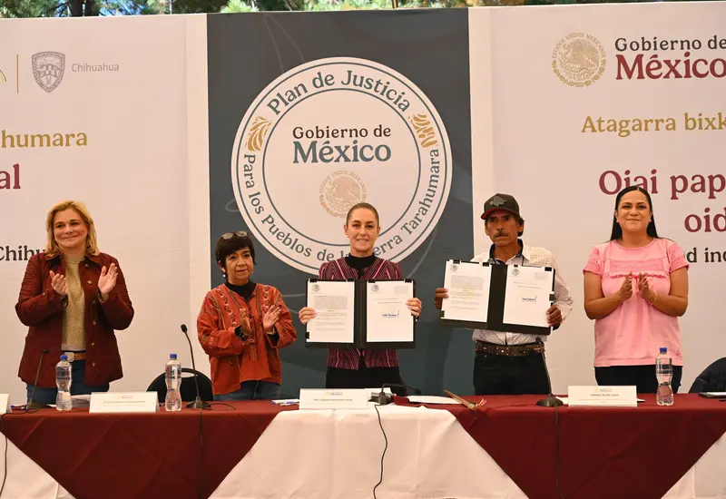 La Presidenta de México, Claudia Sheinbaum, anuncia la restitución de tierras y la implementación de obras para el pueblo Ódami.