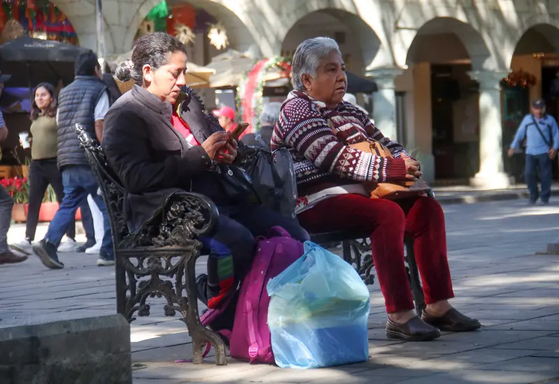 Un cielo nublado sobre Oaxaca, indicativo del canal de baja presión que provocará lluvias y un descenso de la temperatura durante el fin de semana.
