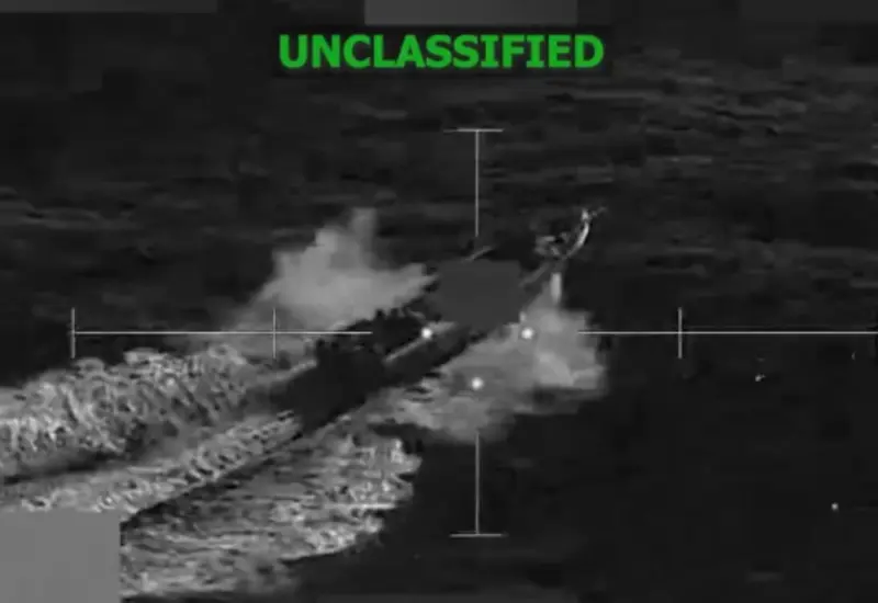 Una narcolancha es interceptada por el Comando Sur de Estados Unidos en una ruta del Océano Pacífico identificada como corredor de drogas.