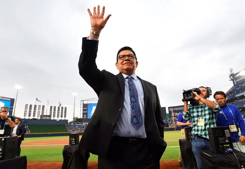 Fernando 'El Toro' Valenzuela, el legendario pitcher mexicano, quien no recibió los votos necesarios para su ingreso al Salón de la Fama.
