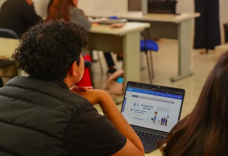 Gráfico informativo del servicio digital de la Fiscalía, un canal diseñado para agilizar denuncias y brindar asistencia a la ciudadanía las 24 horas.