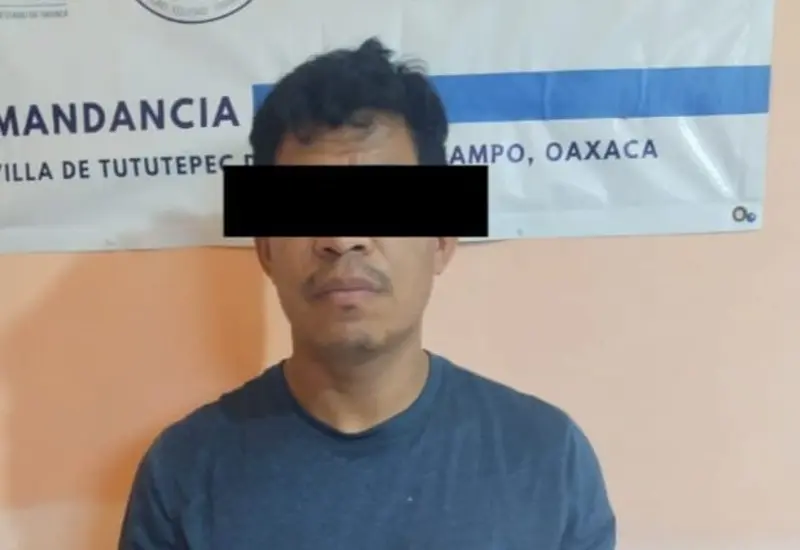 Germán, el hombre que fue detenido por la policía en Tututepec, Juquila, por agredir a su madre tras ser desheredado.