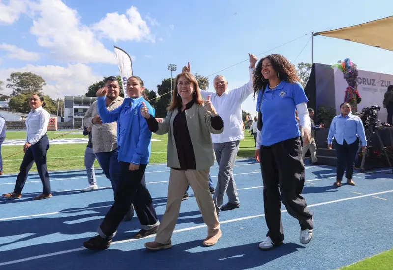 La gobernadora de Morelos, Margarita González, anuncia oficialmente la llegada y mudanza del equipo de fútbol Cruz Azul Femenil al estado.