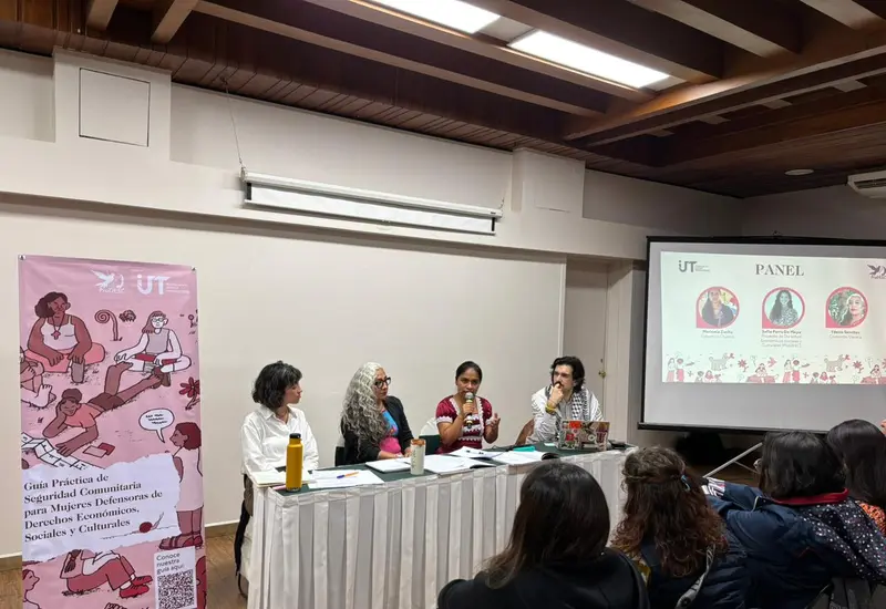 Presentación de la Guía de Seguridad para Defensoras, una herramienta crucial ante las 42 agresiones registradas contra activistas ambientales en Oaxaca.