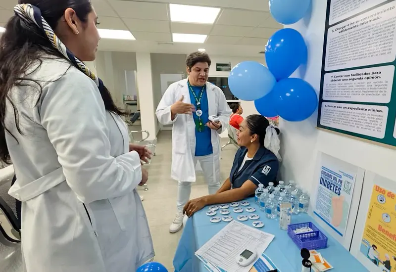 Cartel promocional del curso-taller 'Sanando Heridas' ofrecido por el IMSS, un evento gratuito y abierto para el público en general.