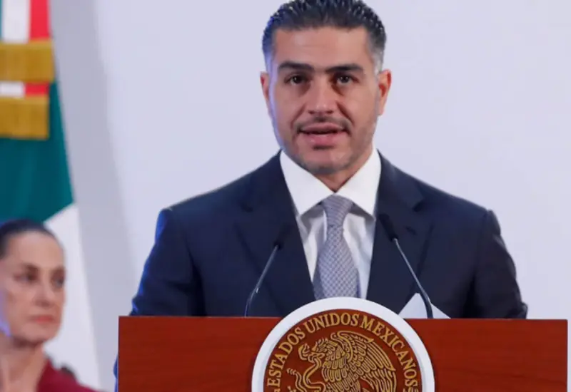 Retrato oficial de Omar García Harfuch, titular de la Secretaría de Seguridad y Protección Ciudadana (SSPC) del Gobierno de México.