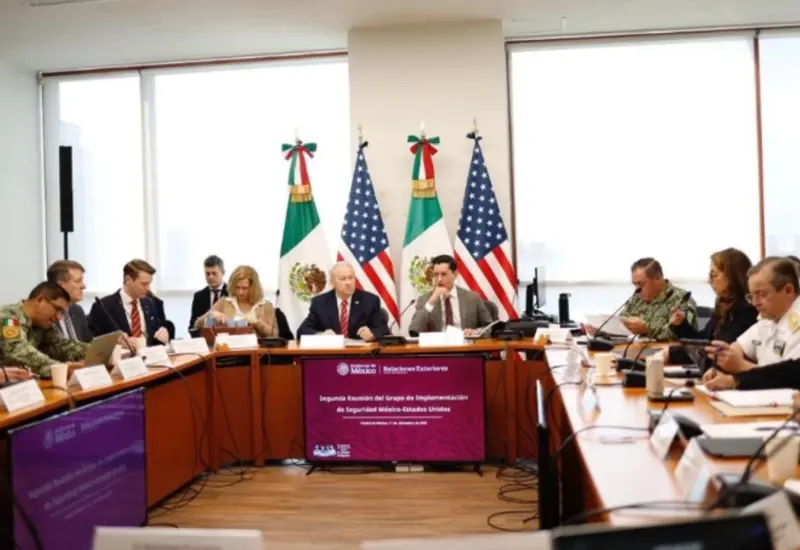 Delegaciones durante la segunda reunión bilateral para discutir temas de seguridad y el combate al fentanilo, cuyo próximo encuentro será en enero de 2026.