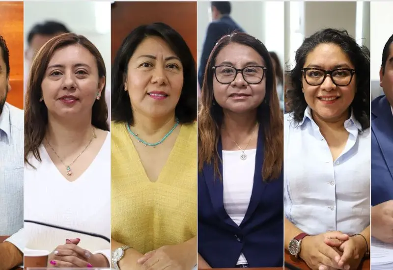 Consejeros del IEEPCO y representantes de partidos políticos durante la sesión del Consejo General donde se validaron y anularon elecciones de varios municipios.