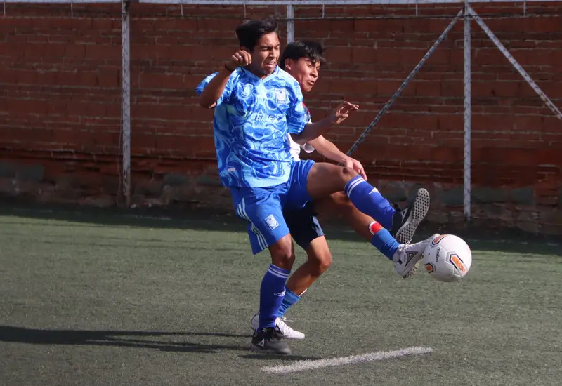 Anuncio del torneo relámpago de futbol 7 que se realizará los días 27 y 28 del mes en la localidad de Tres Ocotes.