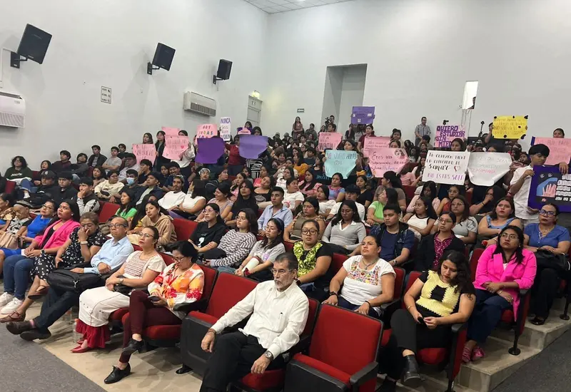 La Rectoría de la Unistmo asume su responsabilidad y se compromete a crear protocolos para prevenir la violencia y el acoso escolar.