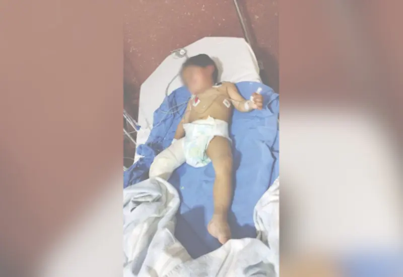 menor_ayuda_accidente_moto