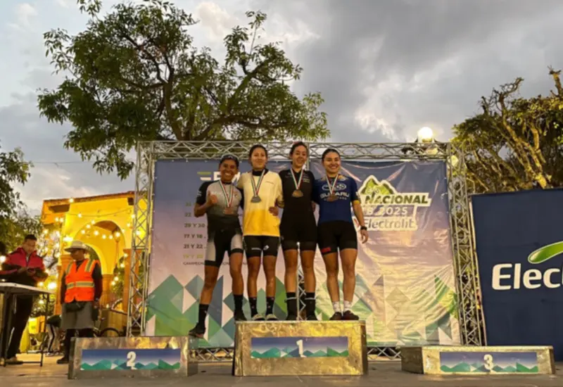 Gabriela “Cósmica” González subió al podio en Amealco, Hidalgo.