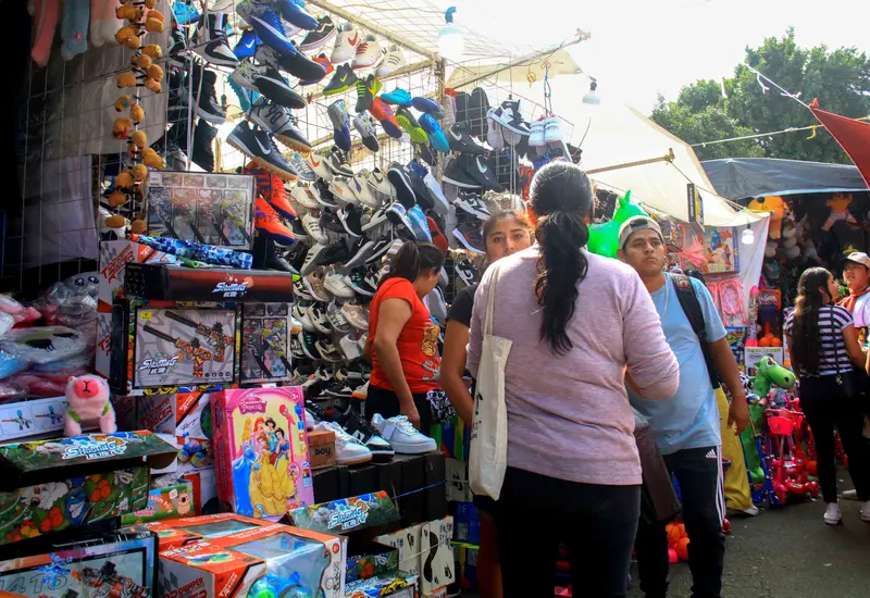 Los regalos de Reyes Magos dejaron mermada la economía de muchas madres de familia.