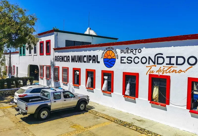 Se mantiene un estado de precariedad en el ayuntamiento de Puerto Escondido.