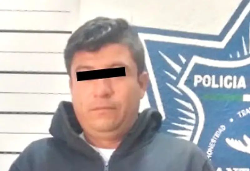 Roja detenido santa lucia Marco Antonio fue detenido acusado de violencia familiar.