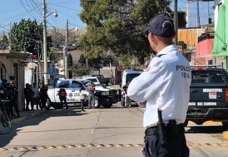 Policías acordonaron la escena para las diligencias de ley.