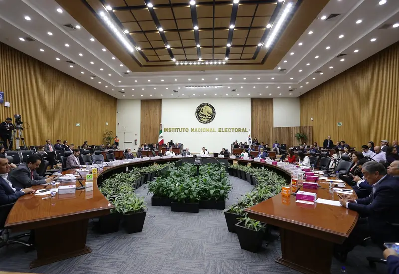 Los OPLES cuentan con los procedimientos, experiencia y la madurez institucional para enfrentar las elecciones del PJF, indica el INE.