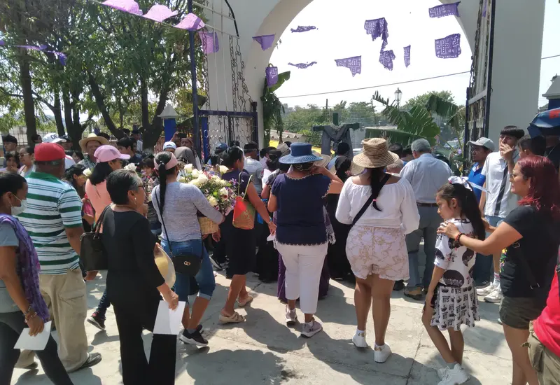 La población ya se apresta a participar en la celebración.