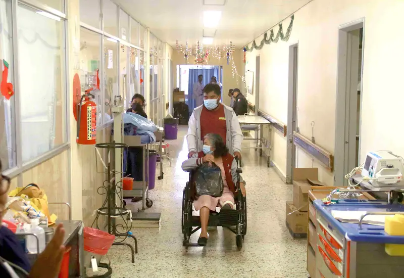 El gobernador señaló que su administración ha invertido 330 mdp en el Hospital Civil.